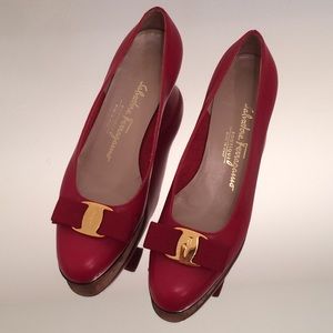 Ferragamo Red Signature Bows